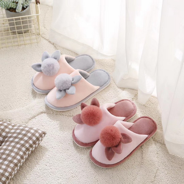 Women's Warm Slippers With Flower Decoration