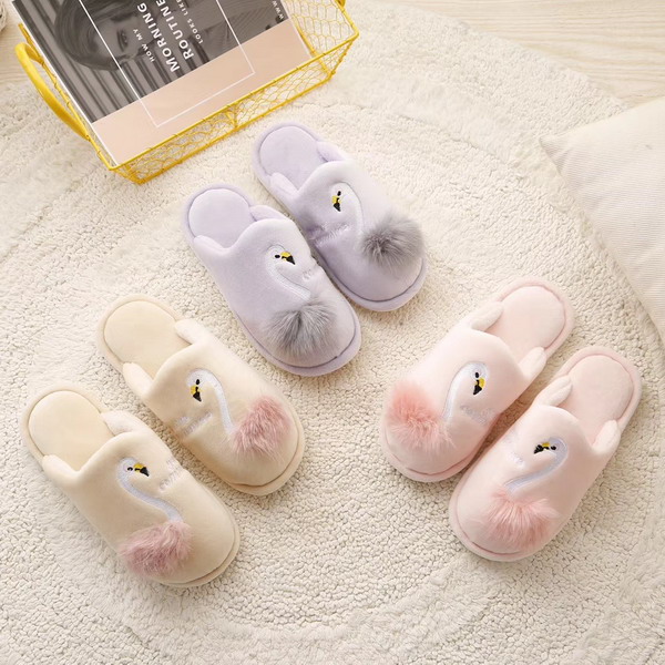 Women's Warm Slippers With Swan Embroidery