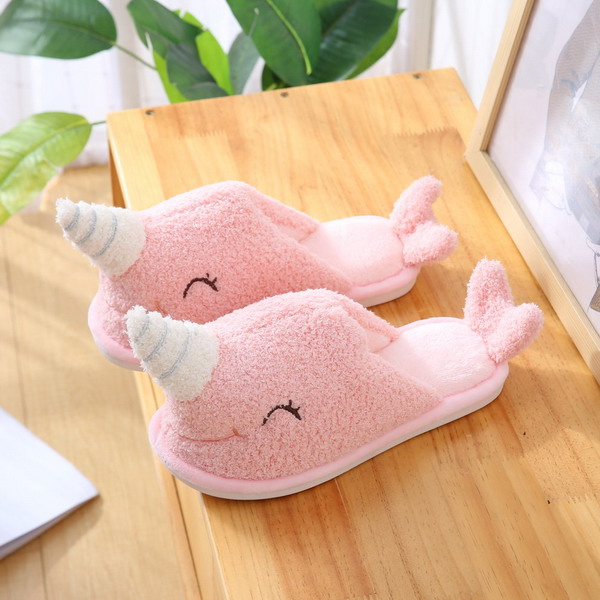 Women's Warm Slippers With Whale Design