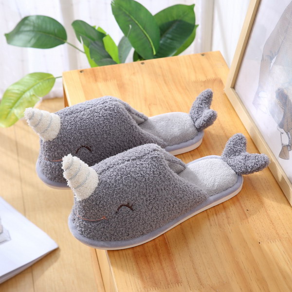 Men's Warm Slippers With Whale Design