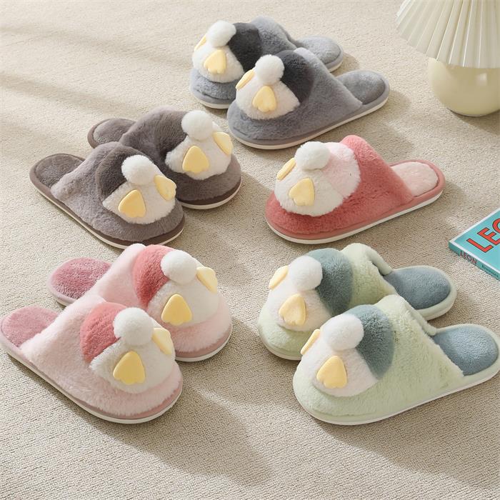 Women's Warm Slippers With Duck Decoration