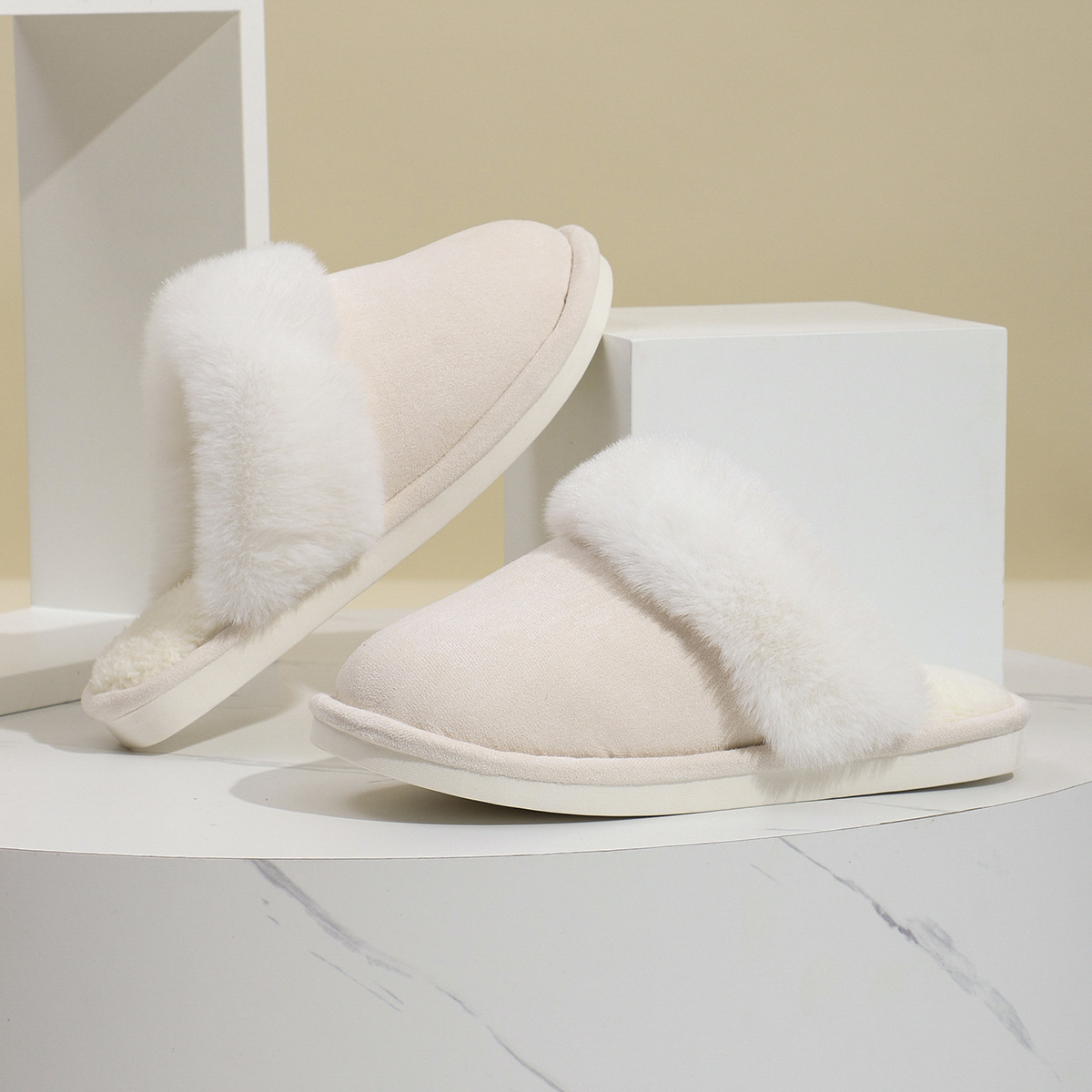 Suede Upper Women's Warm Slippers With Plush Collar