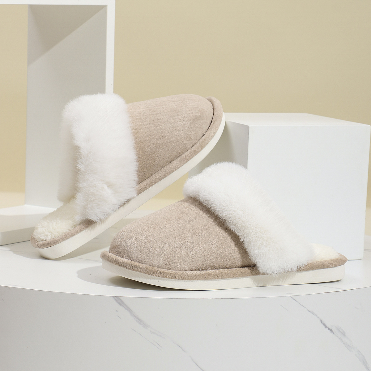 Suede Upper Women's Warm Slippers With Plush Collar