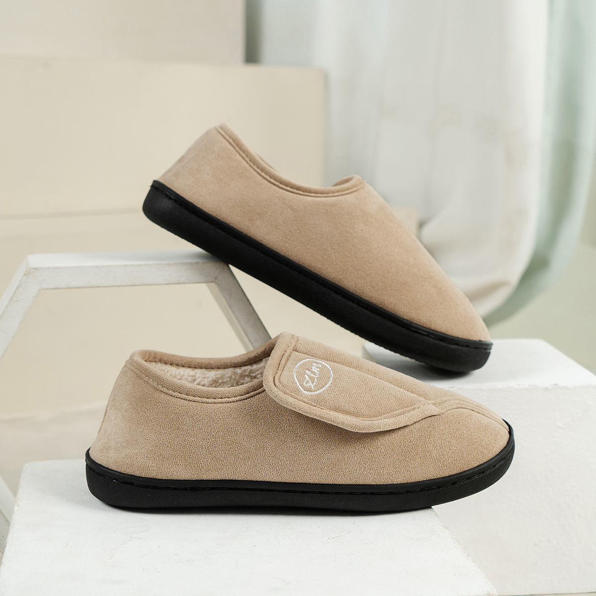 Close Up Adjustable Slippers For Men