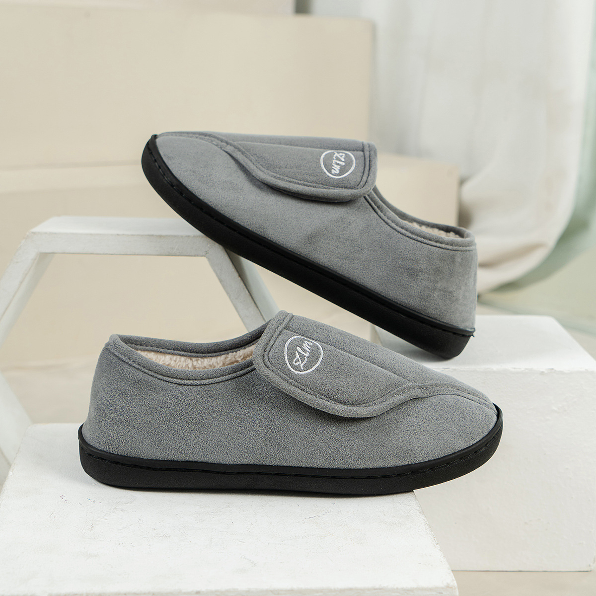 Close Up Adjustable Slippers For Men