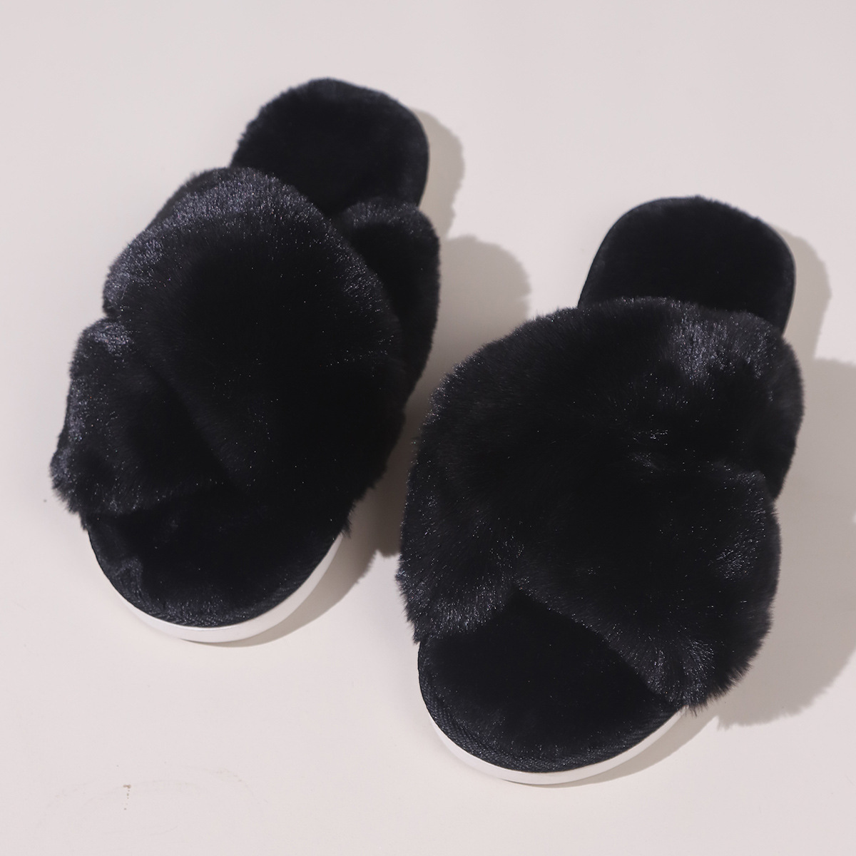 Winter Home Indoor Men's Cross Soft Plush Slipper In Pure Color
