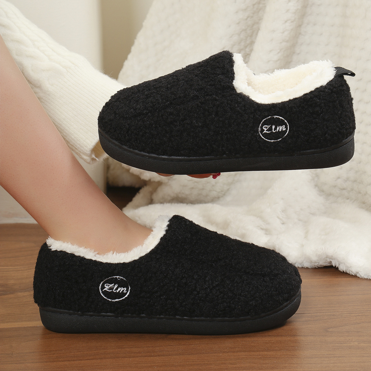 Men's Winter Warm Soft Outsole Indoor Slipper Shoes In Pure Color