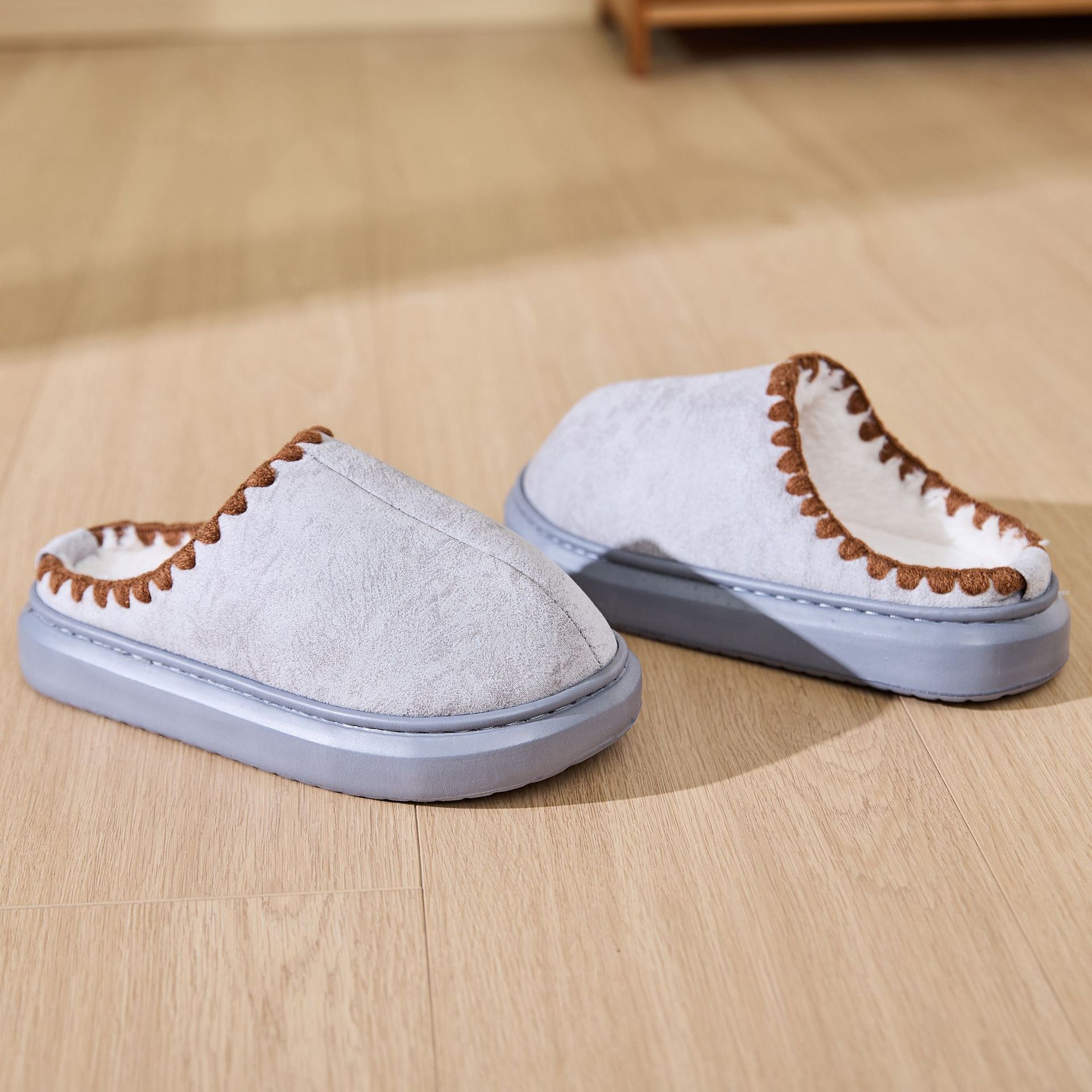 Fashion Men's Warm Slippers Winter Snow Boots With Decor Collar