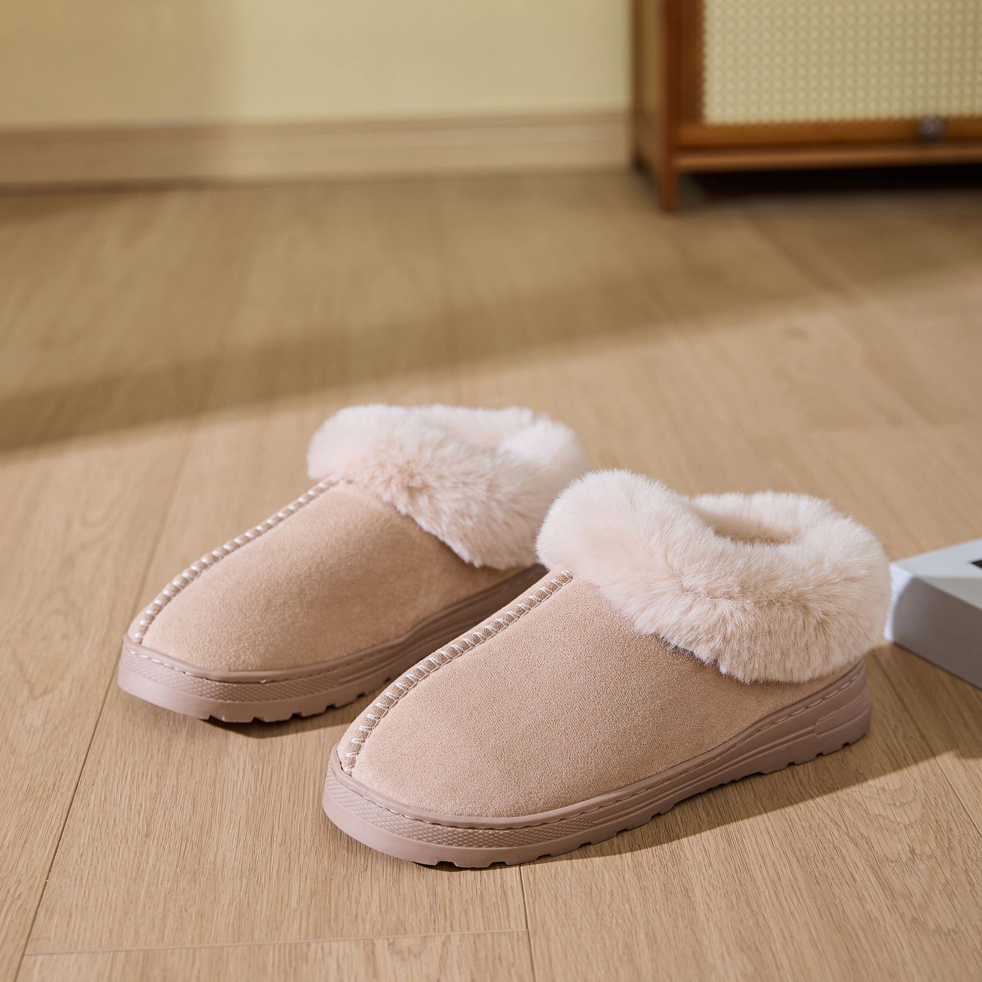 Winter Women's Thick Outsoled Snow Boots With Plush Collar In Pure Color