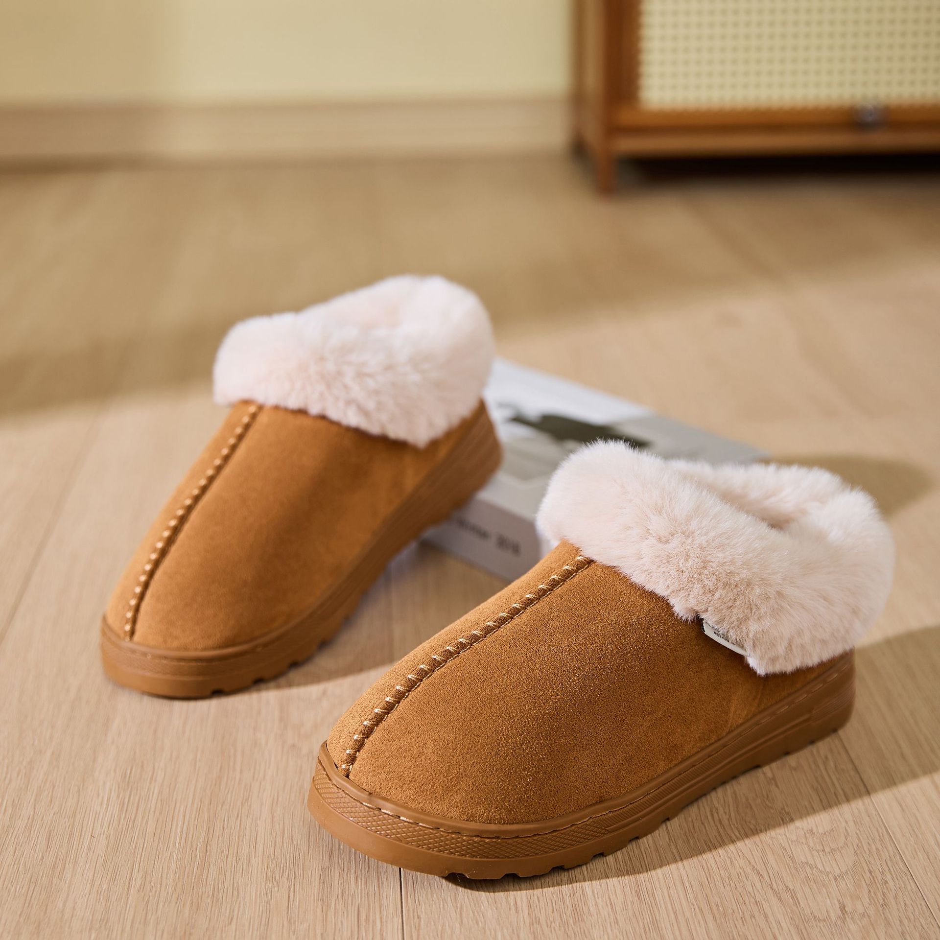 Winter Women's Thick Outsoled Snow Boots With Plush Collar In Pure Color
