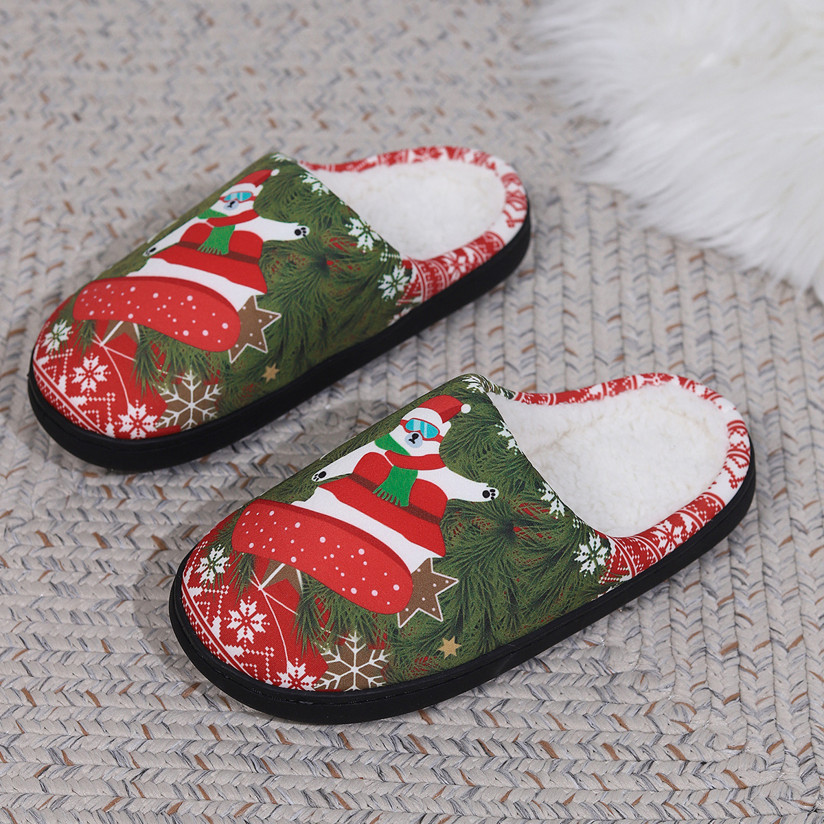 Christmas Warm Slippers With Xmas Elements Printed Upper Plush Inside