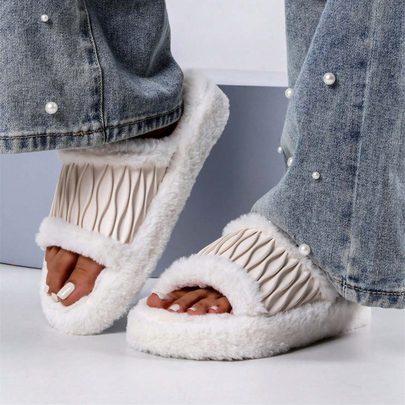 Women's Open Toe Slippers With PU Upper Plush Inside
